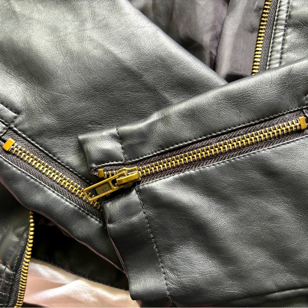 Leather jacket with Gold accents